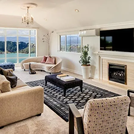 Wellington Luxury Escape Villa